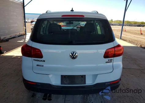 2017 Volkswagen Tiguan Wolfsburg z USA, uszkodzony, nr VIN WVGSV7AX9HW506316